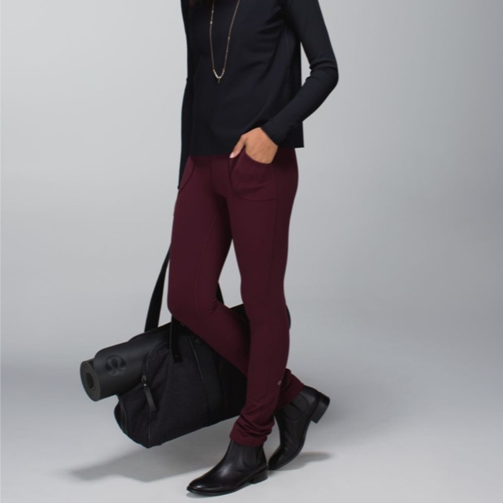 Lululemon skinny will pants Bordeaux size 4 Luon